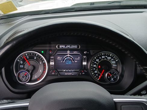 Used 2020 RAM 3500 Laramie image 8