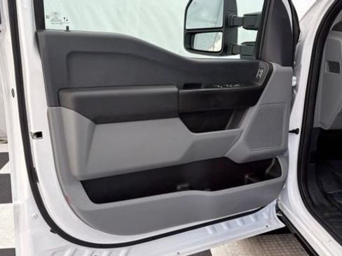 Used 2023 Ford F350 XL w/ XL Driver Assist Package RWD image 14