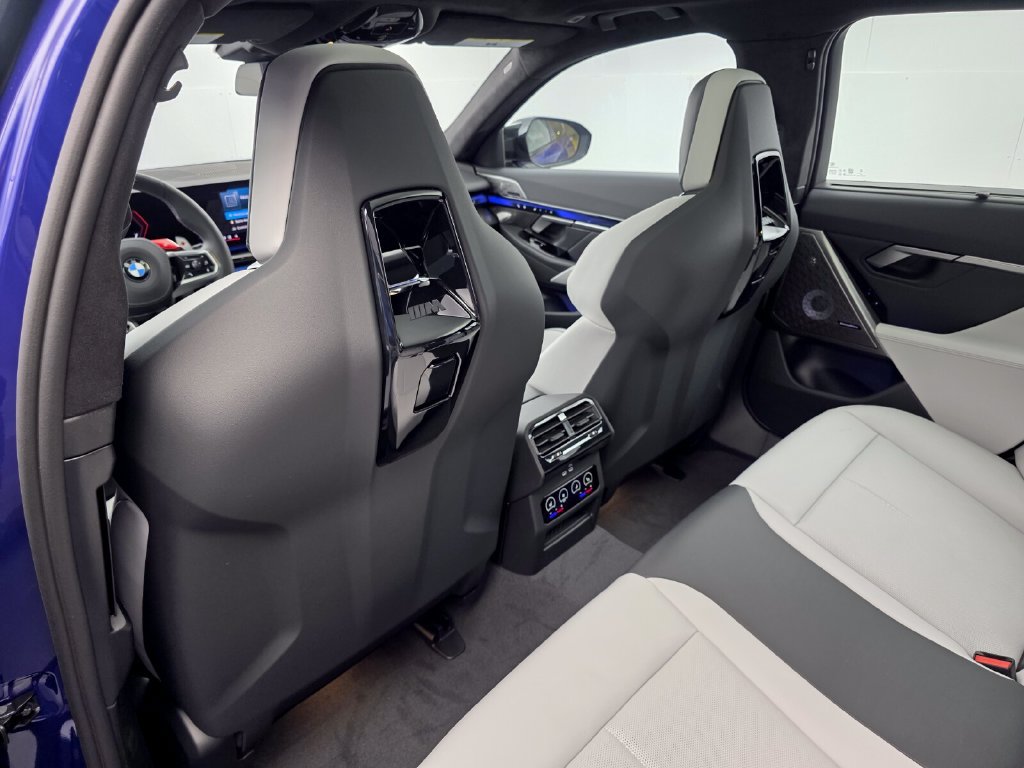 New 2026 BMW M5 Touring AWD/4WD image 12