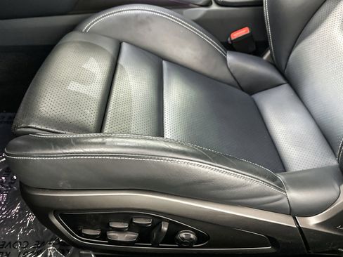 Used 2022 Porsche 911 Turbo S image 12