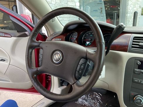 Used 2008 Buick Lucerne CXL w/ Driver Confidence Package FWD image 21