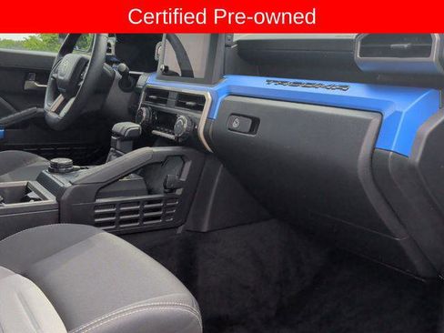 Certified 2025 Toyota Tacoma TRD Off-Road AWD/4WD image 28