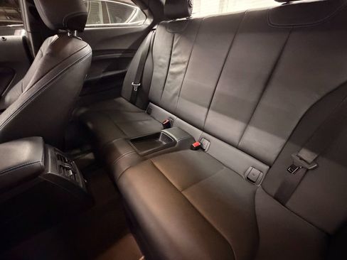 Used 2017 BMW M2 RWD image 30