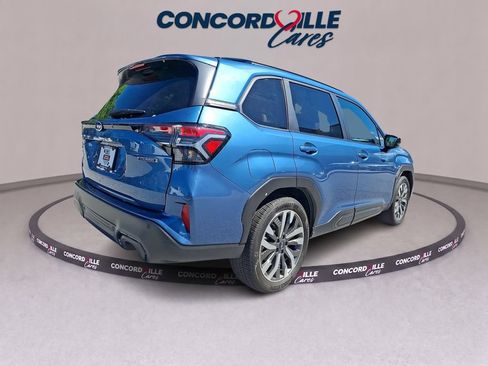Certified 2025 Subaru Forester Touring AWD/4WD image 7