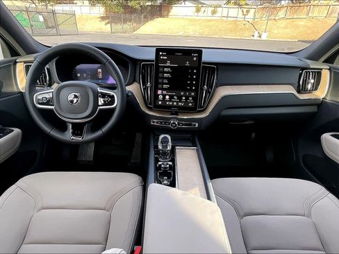New 2026 Volvo XC60 B5 Plus w/ Protection Package Premier AWD/4WD image 7
