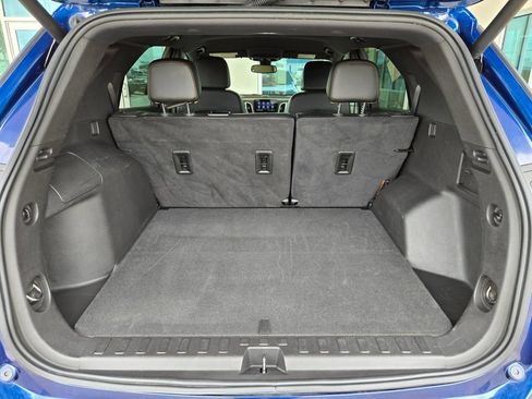 Used 2023 Chevrolet Equinox Premier AWD/4WD image 29