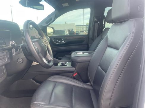 Used 2023 Chevrolet Tahoe Z71 w/ Luxury Package AWD/4WD image 20