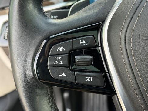 Used 2019 BMW 540i 540i image 16