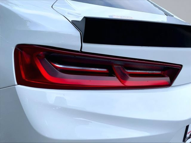 Used 2018 Chevrolet Camaro SS RWD image 12