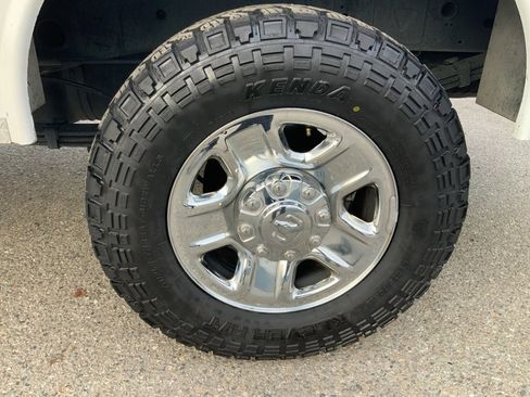 Used 2022 RAM 3500 Big Horn image 11