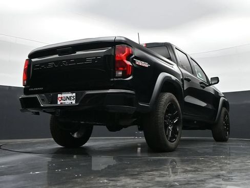 Used 2024 Chevrolet Colorado Trail Boss w/ Advanced Trailering Package AWD/4WD image 35