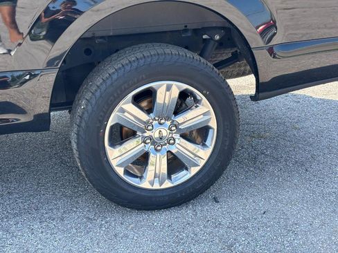 Used 2018 Ford F150 XLT w/ Equipment Group 302A Luxury AWD/4WD image 12