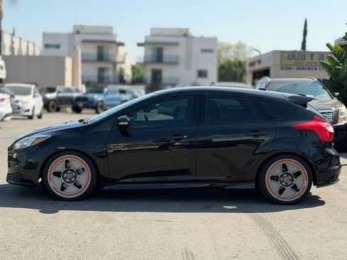 Used 2014 Ford Focus ST w/ Equipment Group 201A image 9
