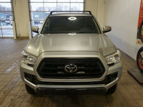 Used 2023 Toyota Tacoma SR image 11