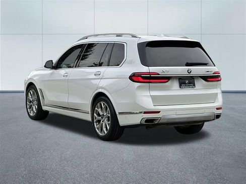 Certified 2024 BMW X7 xDrive40i w/ Executive Package image 9