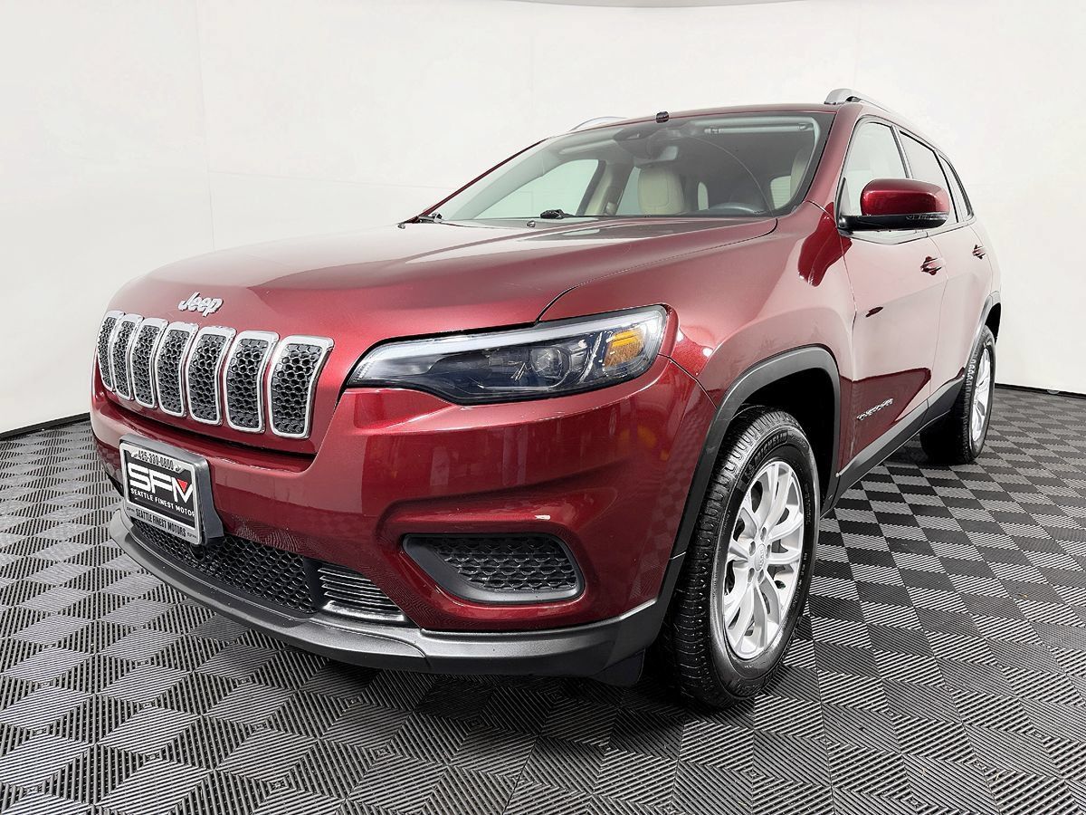 Used 2021 Jeep Cherokee Latitude AWD/4WD image 3