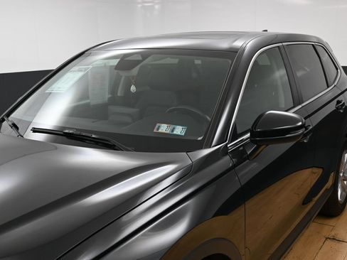 Used 2025 Honda CR-V EX-L image 3