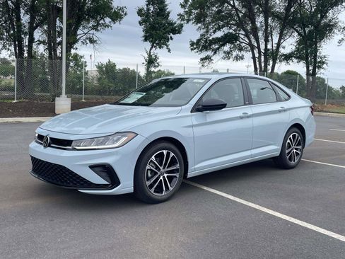 New 2026 Volkswagen Jetta Sport FWD image 3