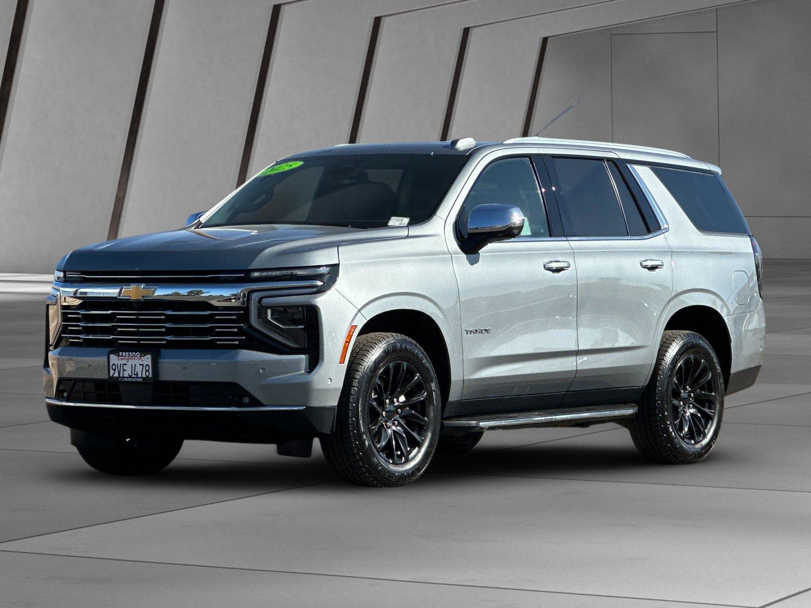 Used 2025 Chevrolet Tahoe Premier w/ Sun And Tow Package AWD/4WD image 8