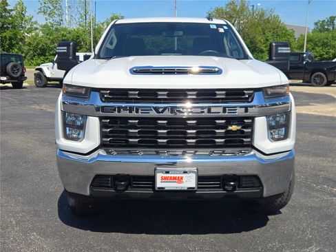 Used 2021 Chevrolet Silverado 2500 LT AWD/4WD image 4