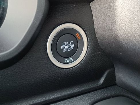 New 2026 RAM 1500 Big Horn AWD/4WD image 18