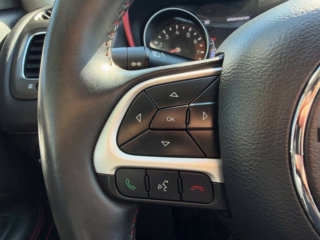 Used 2019 Jeep Compass Trailhawk w/ Leather Interior Group AWD/4WD image 23