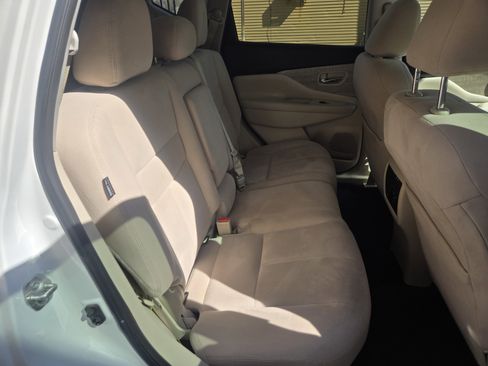 Used 2019 Nissan Murano SV image 11