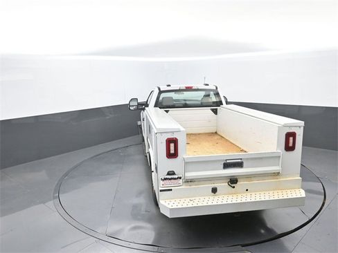 Used 2022 Ford F250 XL w/ Power Equipment Group image 15