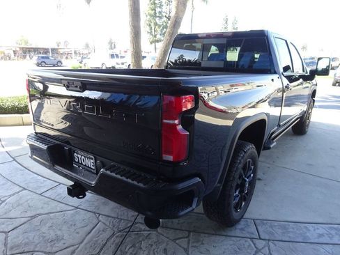 New 2026 Chevrolet Silverado 3500 High Country w/ High Country Premium Package AWD/4WD image 8