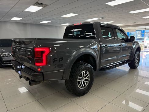 Used 2018 Ford F150 Raptor w/ Equipment Group 802A Luxury image 7