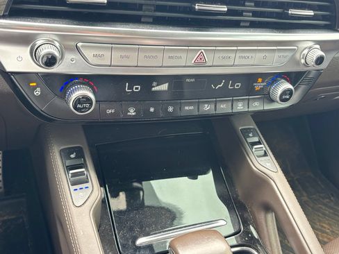Used 2020 Kia Telluride SX w/ Towing Package AWD/4WD image 13