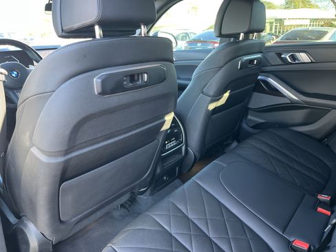 Used 2024 BMW X6 xDrive40i image 22