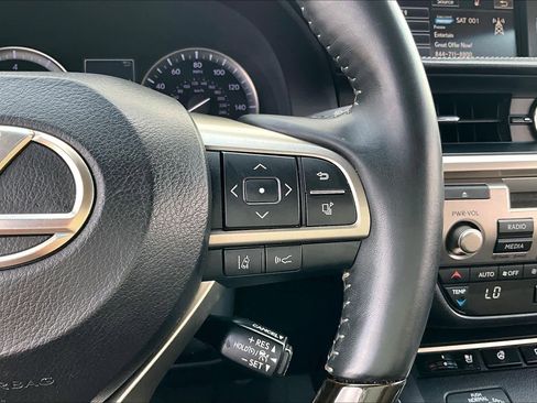 Used 2016 Lexus ES 350 image 42