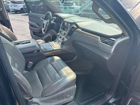 Used 2015 GMC Yukon XL Denali w/ Touring Package AWD/4WD image 17