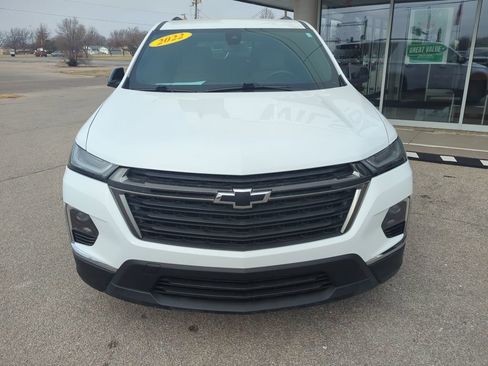 Used 2022 Chevrolet Traverse LS w/ Midnight/Sport Edition image 2