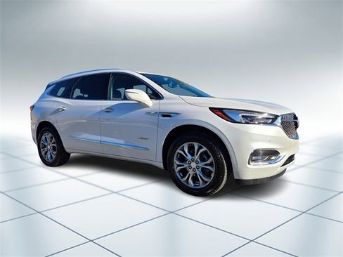 Used 2021 Buick Enclave Avenir w/ Avenir Technology Package image 2