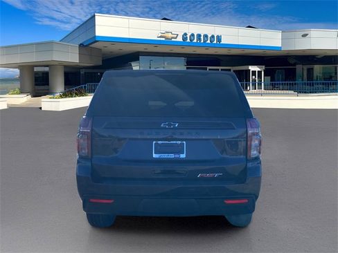 Used 2023 Chevrolet Suburban RST w/ Luxury Package image 4