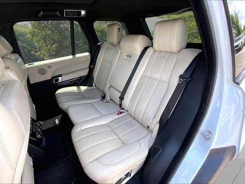 Used 2017 Land Rover Range Rover Supercharged AWD/4WD image 21