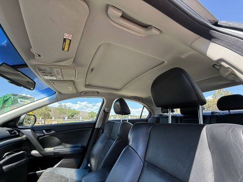 Used 2010 Acura TSX w/ Technology Package FWD image 19