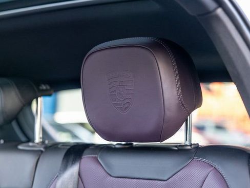Certified 2025 Porsche Cayenne S AWD/4WD image 47