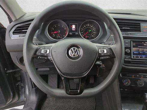 Used 2020 Volkswagen Tiguan S image 12
