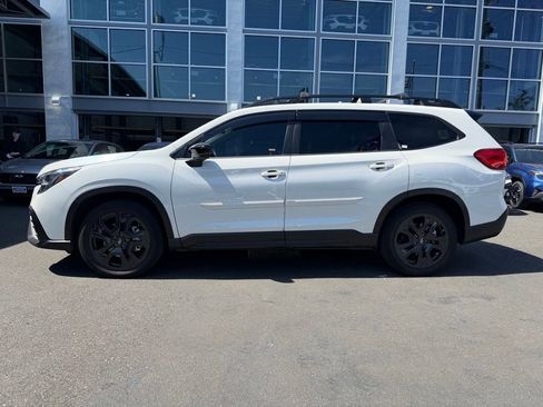 Used 2024 Subaru Ascent Onyx Edition AWD/4WD image 4