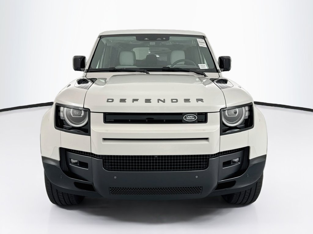 New 2026 Land Rover Defender 110 X-Dynamic SE AWD/4WD image 2