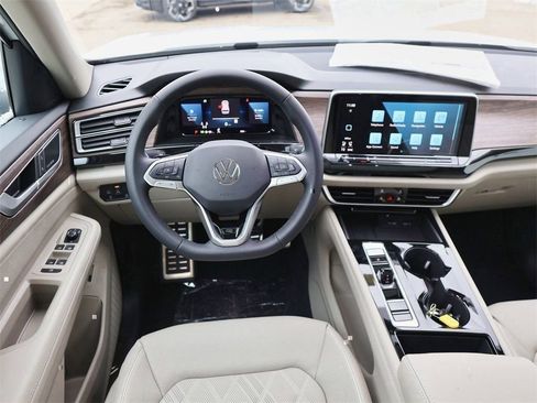 New 2026 Volkswagen Atlas SEL Premium R-Line image 21