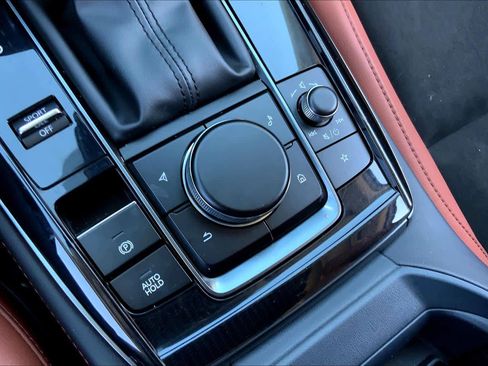 Certified 2025 MAZDA CX-30 Carbon image 29