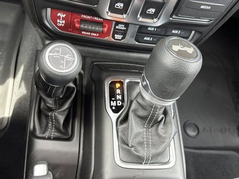 New 2026 Jeep Wrangler Rubicon w/ Xtreme 35 Tire Package image 34