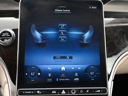 Used 2023 Mercedes-Benz GLC 300 image 27