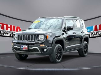 Used 2023 Jeep Renegade Latitude AWD/4WD video 1