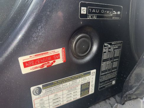 Used 2020 Jaguar F-PACE Premium image 10