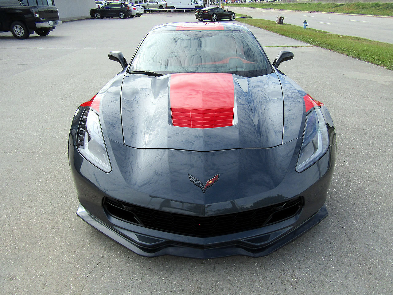 Used 2019 Chevrolet Corvette Grand Sport RWD image 2